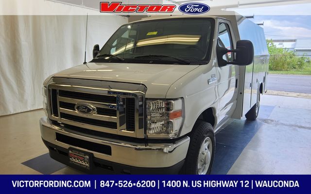 2025 Ford E-350SD in Wauconda, IL