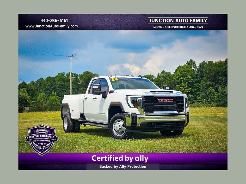 2024 GMC SIERRA in Chardon, OH