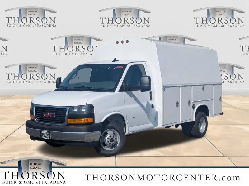 2026 GMC SAVANA CUTAWAY