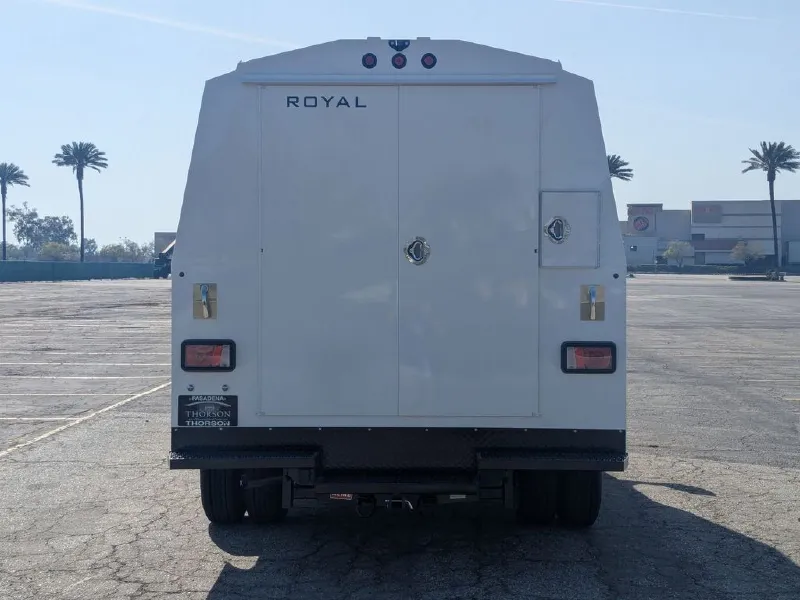2026 GMC SAVANA CUTAWAY