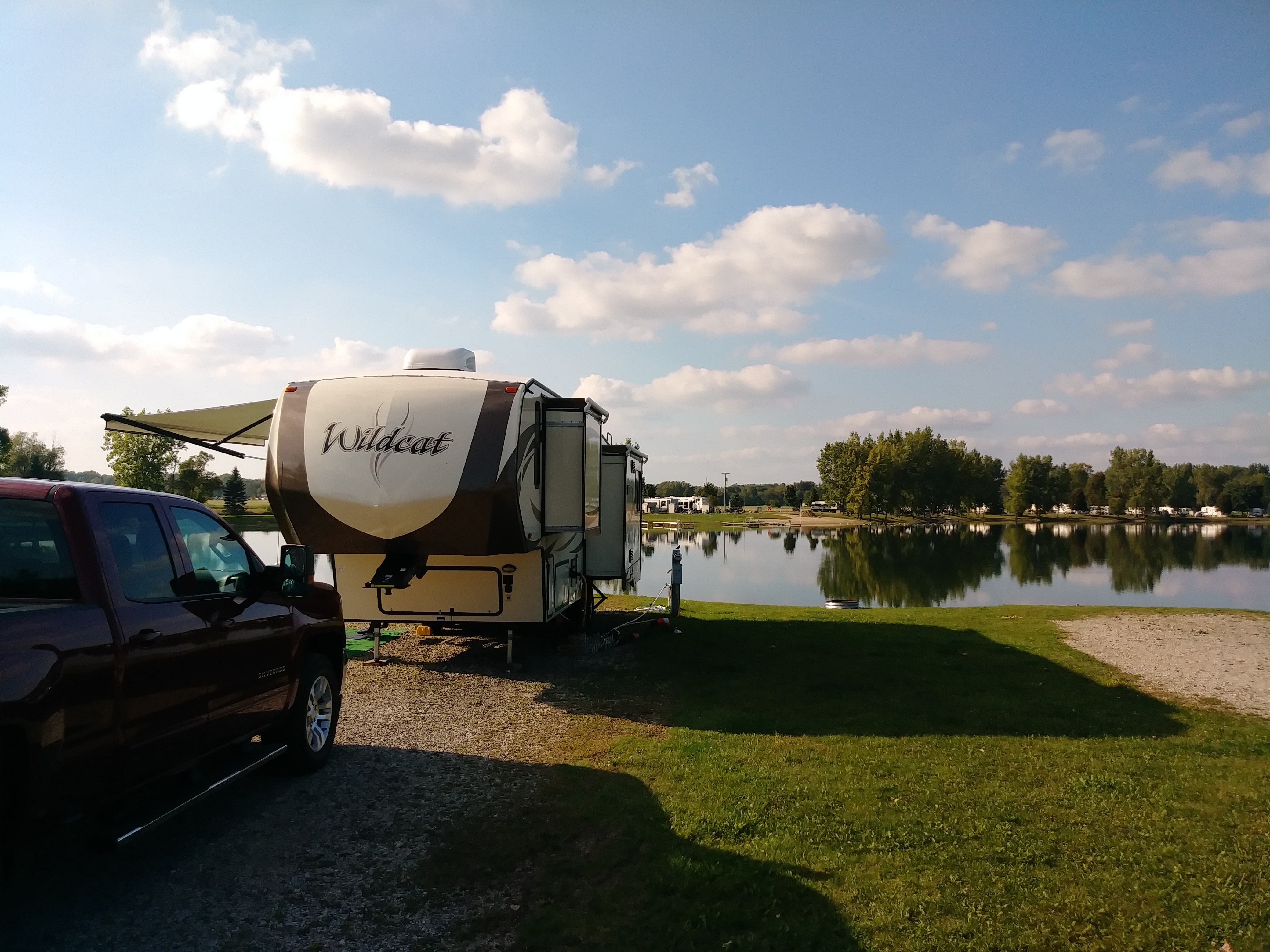 2018 Forest River WILDCAT 30GT RV