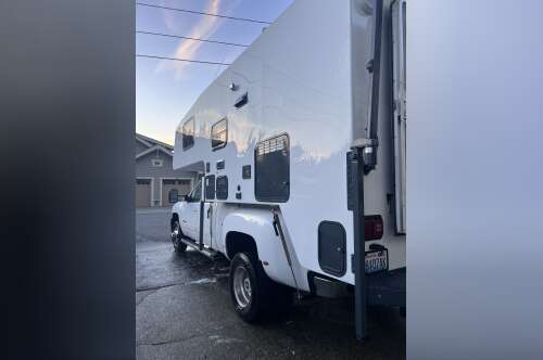 2006 Northwood Mfg ARCTIC FOX CAMPER 990 in shoreline WA