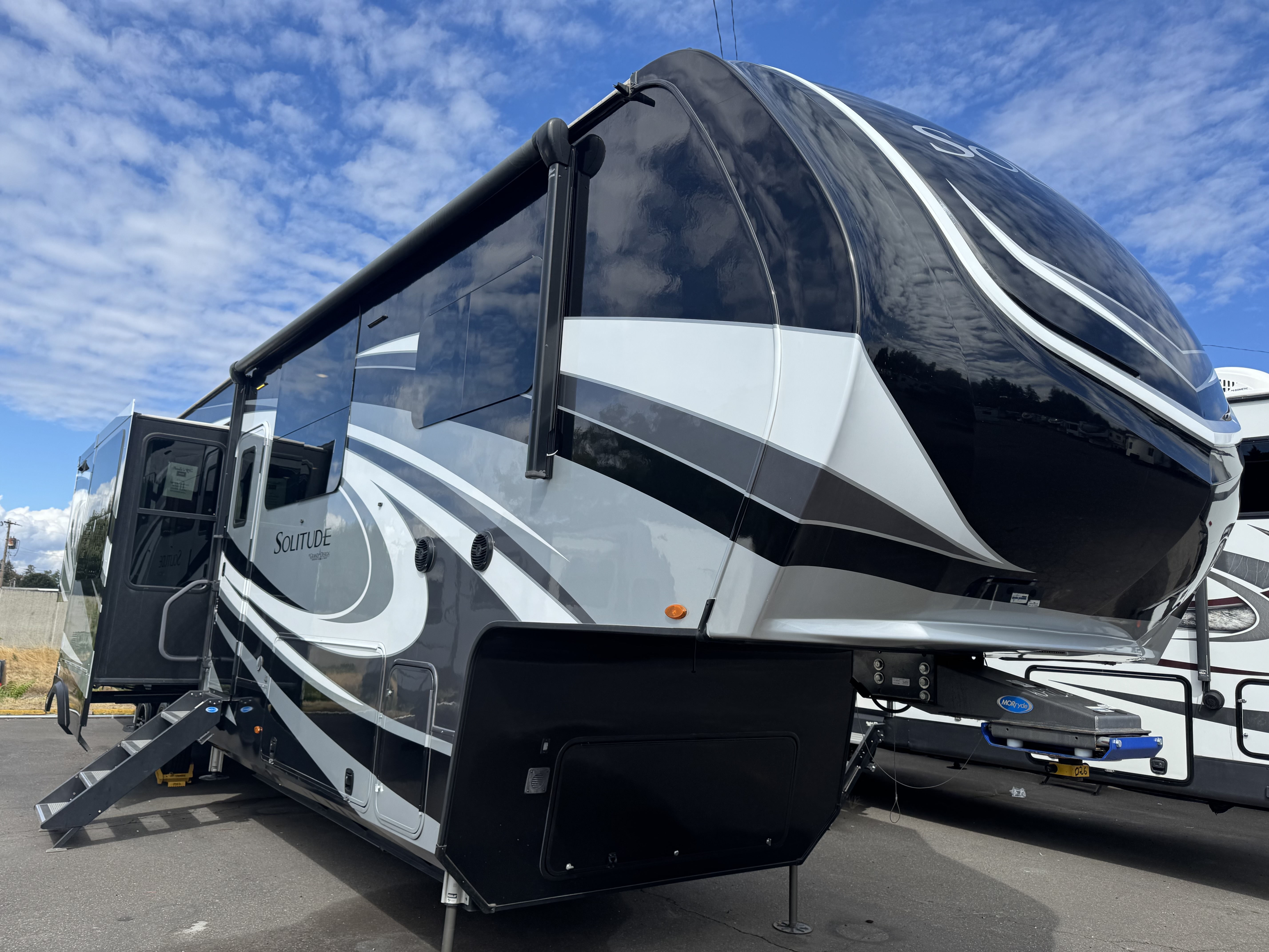 2021 Grand Design SOLITUDE 390RK RV