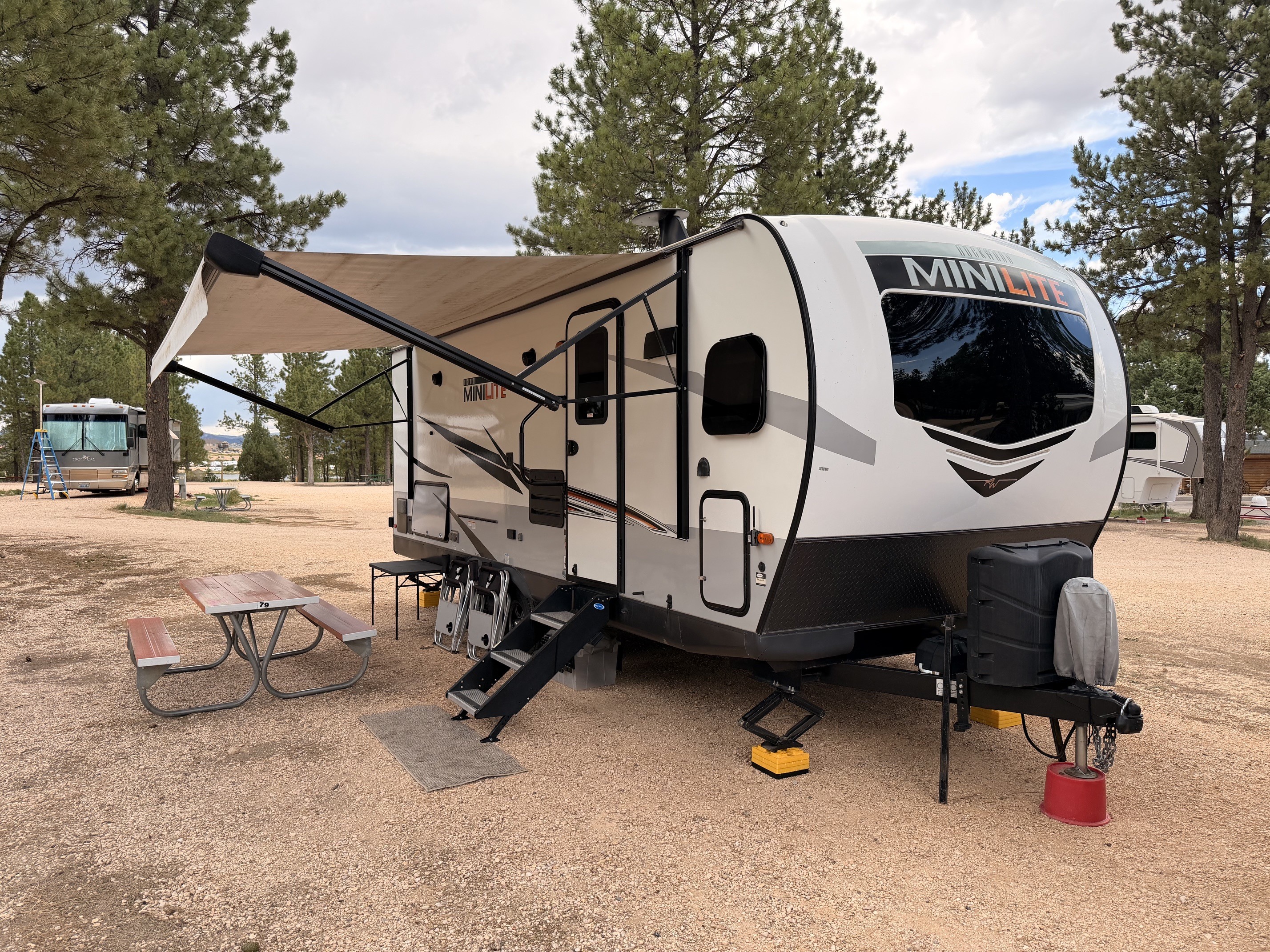 2021 Forest River ROCKWOOD MINI LITE 2506S in saratoga springs UT