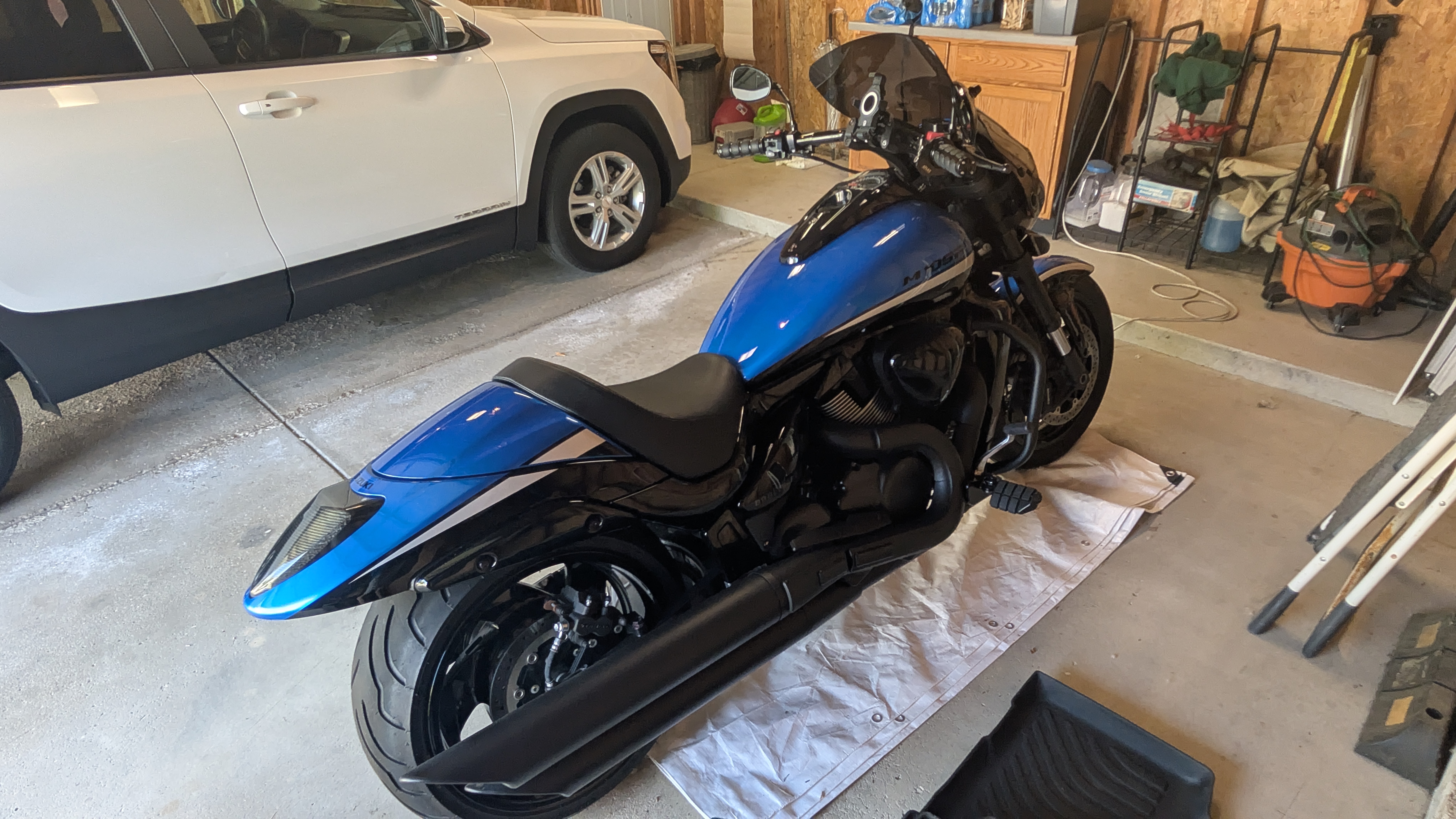 2022 Suzuki BOULEVARD M109R B O S S Cruiser motorcycle