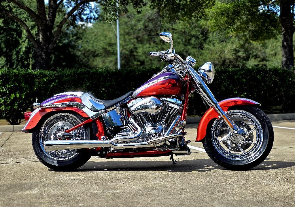 2006 Harley-Davidson FAT BOY CVO in houston TX