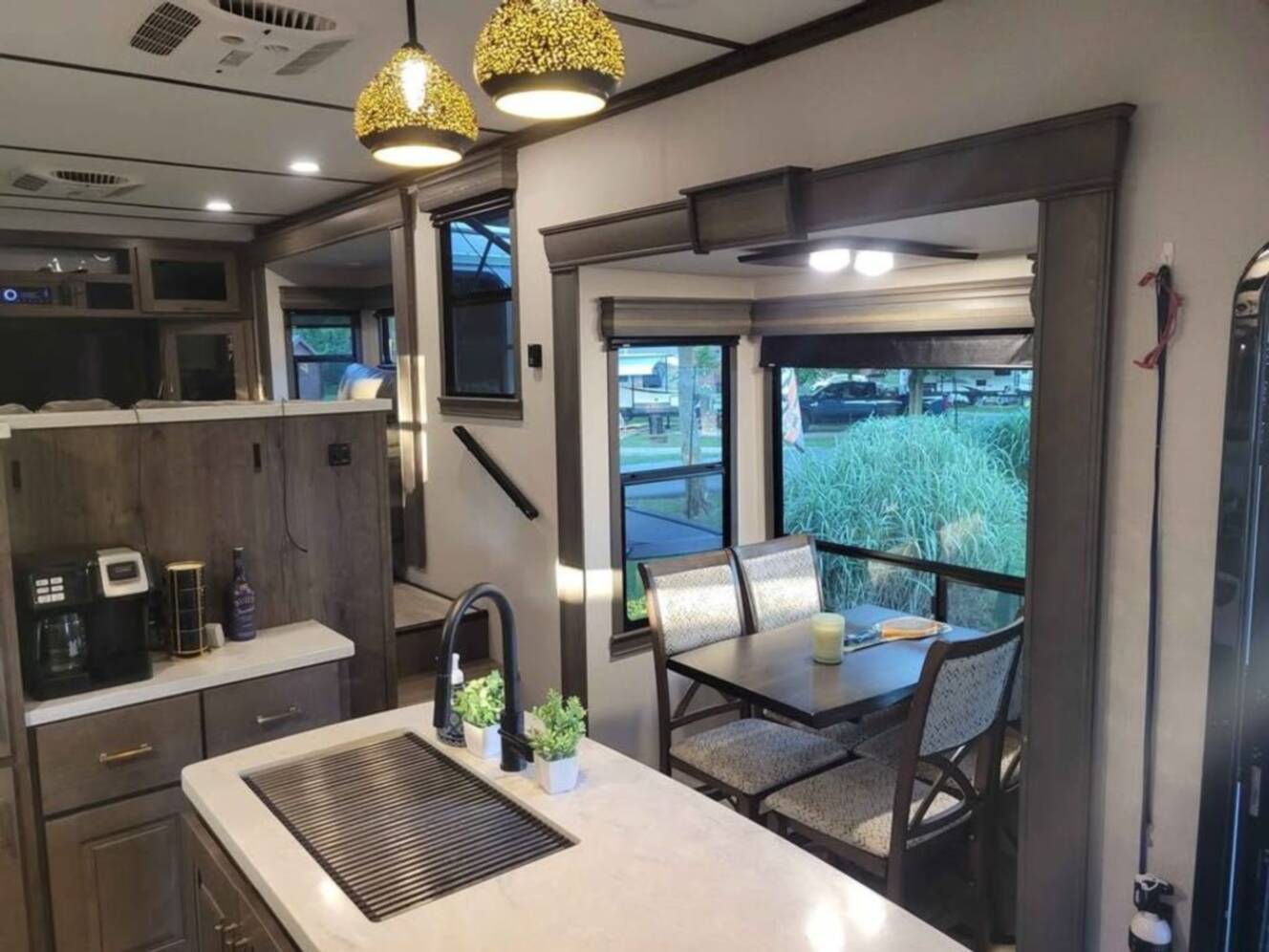 A photo of this 2021 Alliance Rv Paradigm 385FL