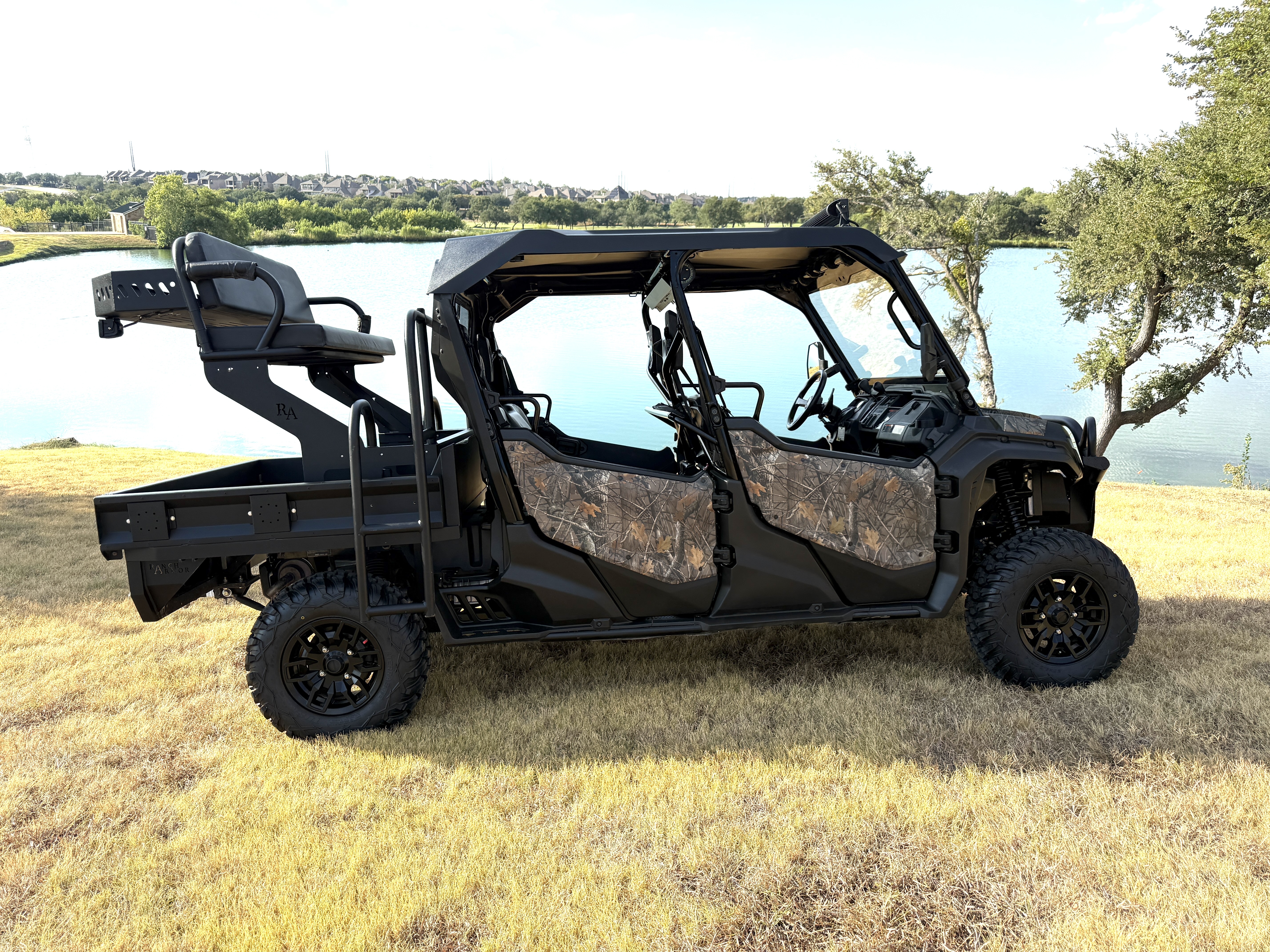 2023 Honda PIONEER 1000-6 CREW DELUXE Recreation/Utility ATV