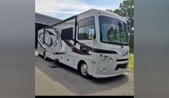 2014 Thor Motor Coach HURRICANE 34J RV