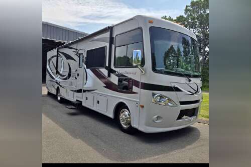 2014 Thor Motor Coach HURRICANE 34J in suffern NY