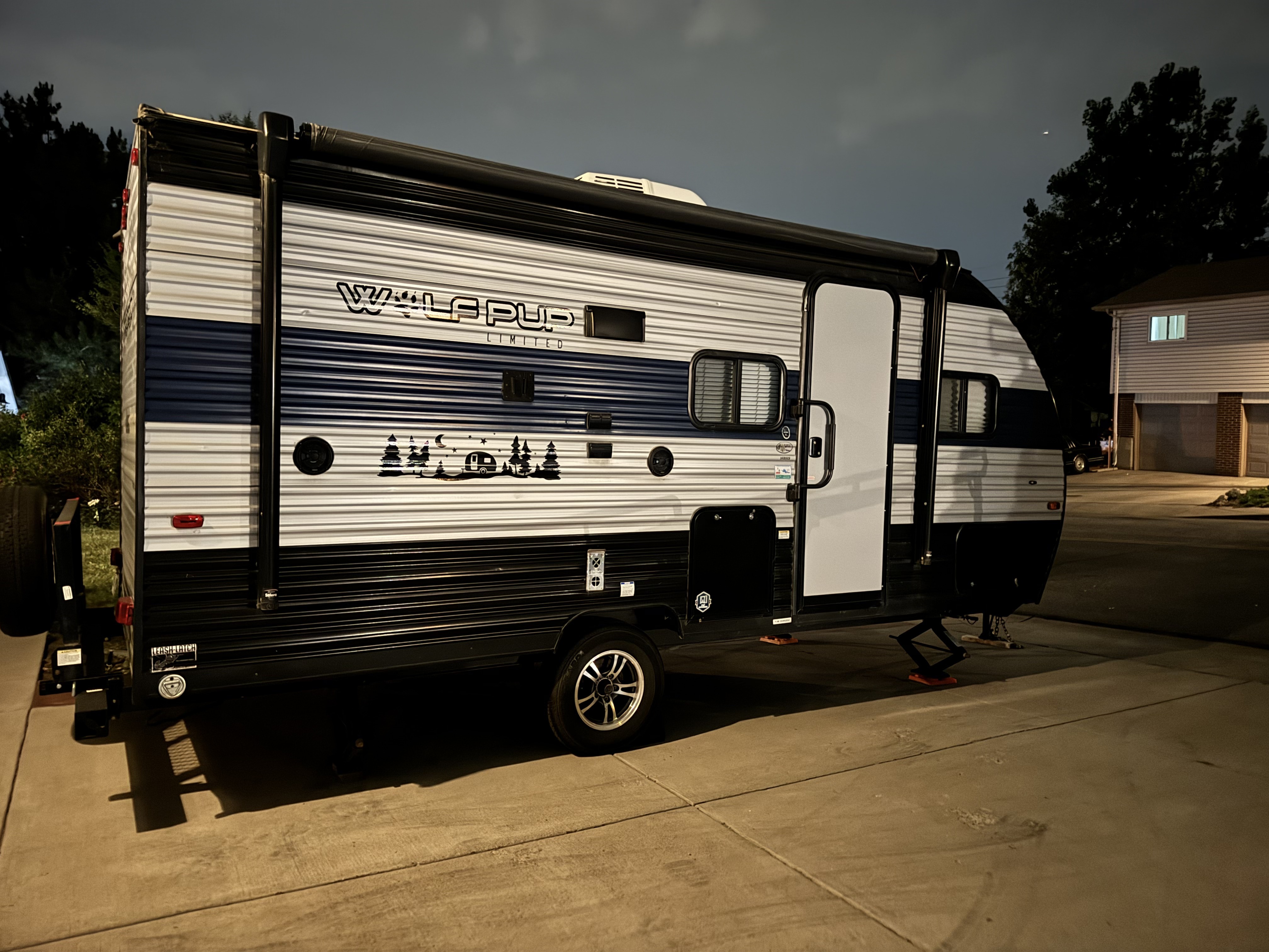 2021 Forest River CHEROKEE WOLF PUP 16BH RV