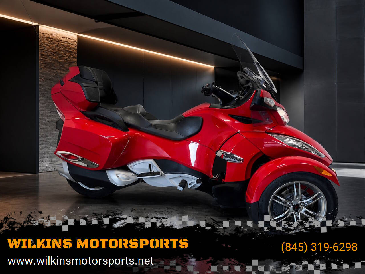 2011 Can-Am SPYDER RT-S SE5 RT-S SE5 in Patterson, NY