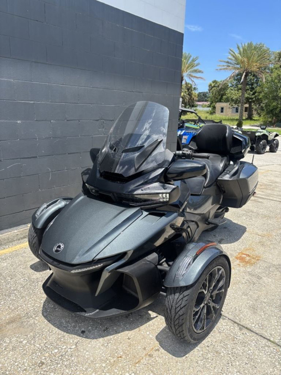 2021 Can-Am Spyder RT Limited Dark Sport Touring motorcycle