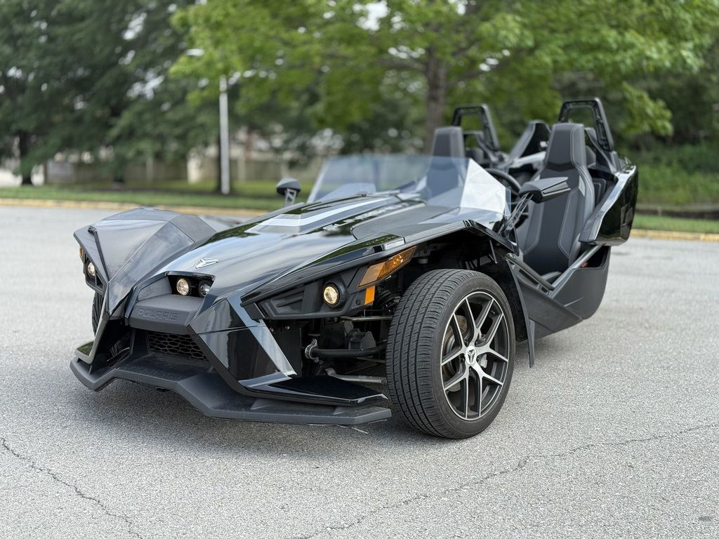 2019 Polaris SLINGSHOT SL SL in Olathe, KS