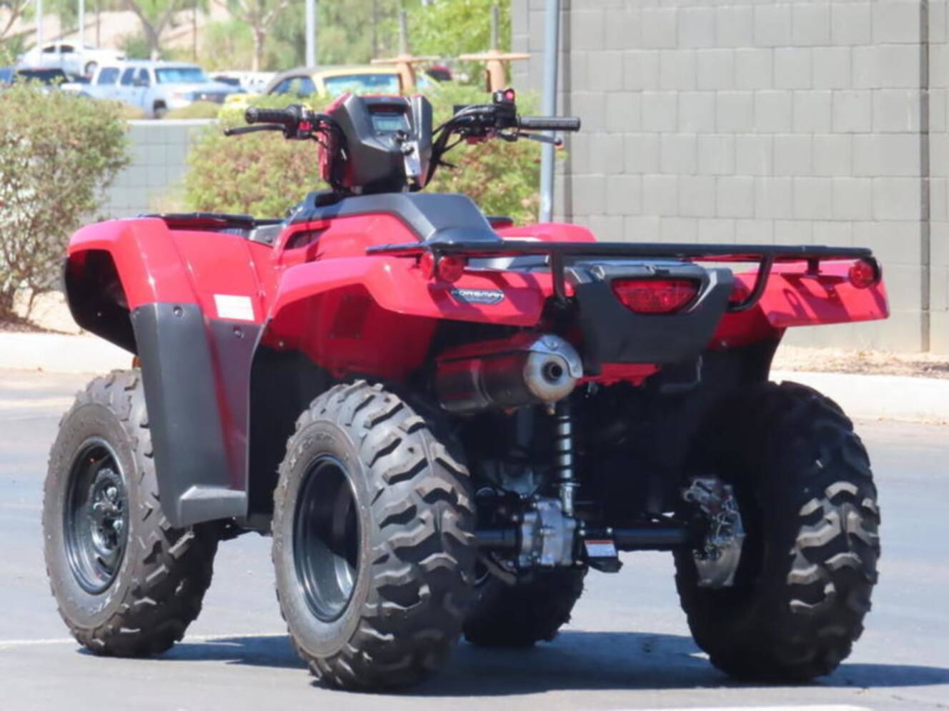 A photo of this 2026 Honda FourTrax Foreman 4x4