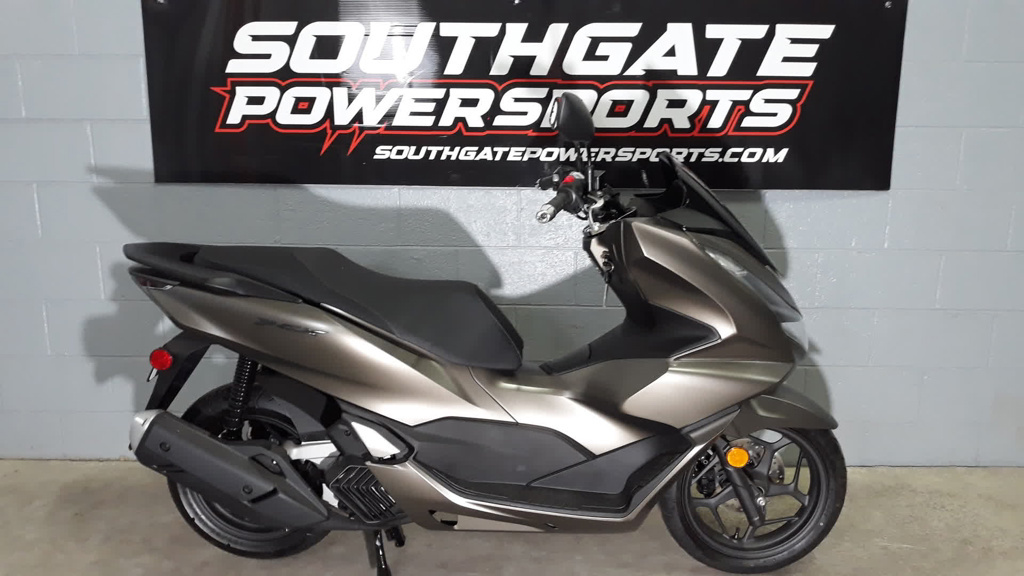 2024 Honda PCX ABS BASE in Southgate, MI