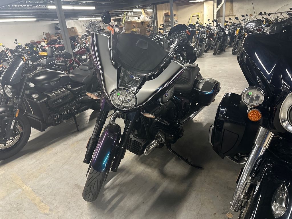 2022 BMW R 18 B B in Augusta, ME