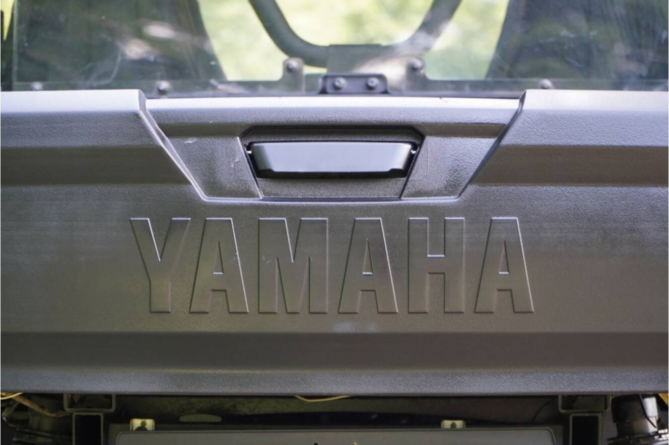 A photo of this 2023 Yamaha Wolverine RMAX2 1000 Limited Edition