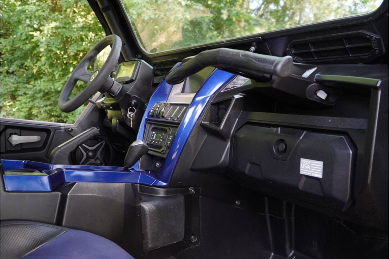 A photo of this 2023 Yamaha Wolverine RMAX2 1000 Limited Edition