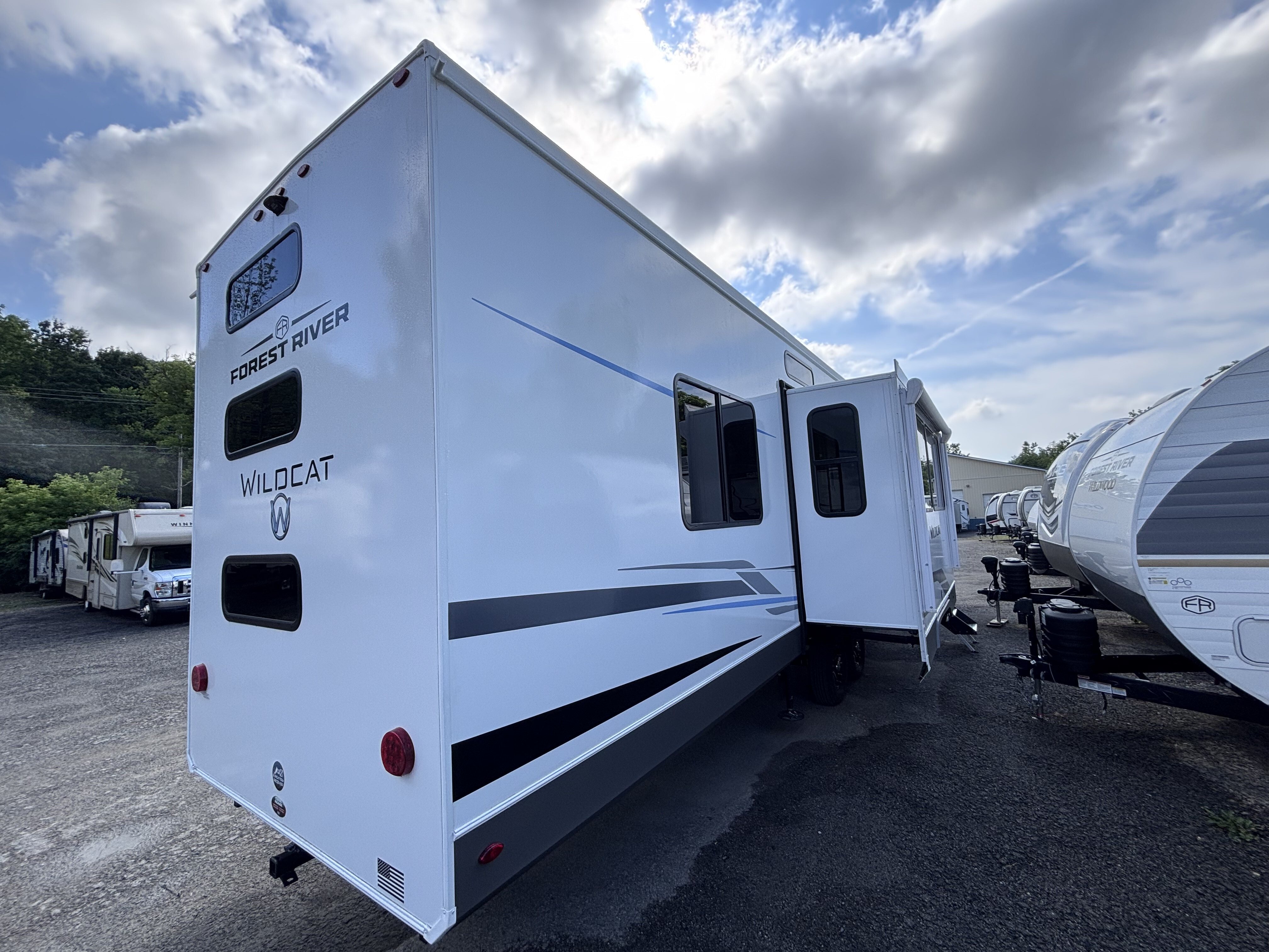 2026 Forest River Wildcat 34CRIB in frankfort NY