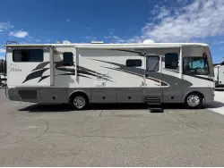 2006 NATIONAL DOLPHIN 5535