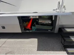 2006 NATIONAL DOLPHIN 5535