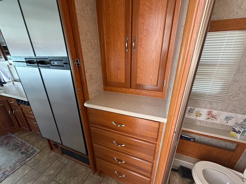 2006 NATIONAL DOLPHIN 5535