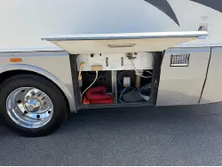 2006 NATIONAL DOLPHIN 5535