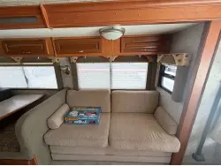 2006 NATIONAL DOLPHIN 5535