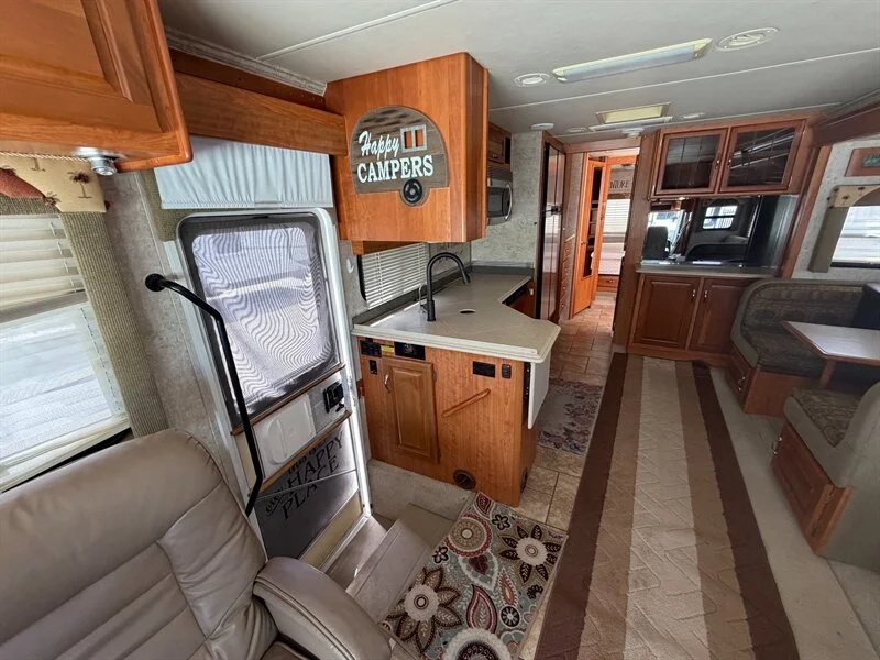 2006 NATIONAL DOLPHIN 5535
