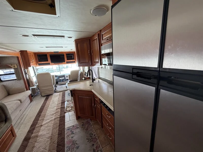2006 NATIONAL DOLPHIN 5535