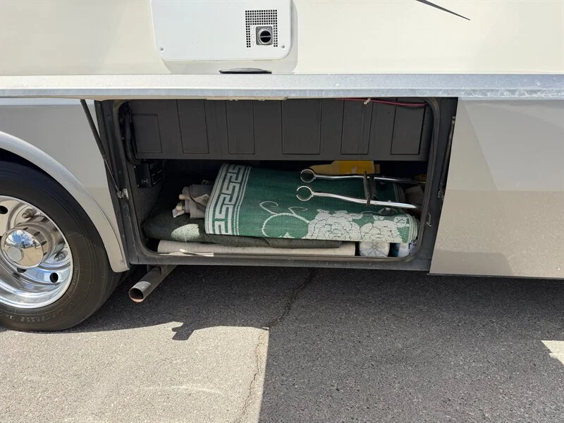 2006 NATIONAL DOLPHIN 5535