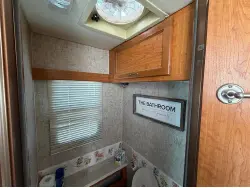 2006 NATIONAL DOLPHIN 5535