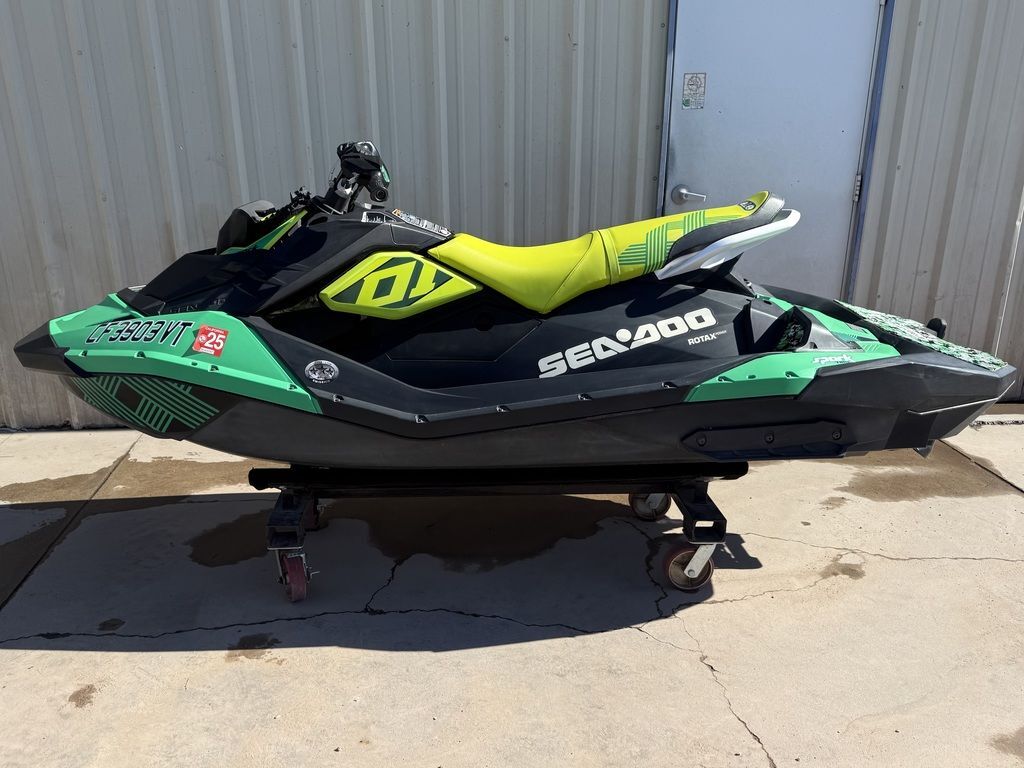 2020 Sea-Doo Spark® Trixx 3-up Rotax® 900 H.O. ACE IBR & Sou in parker AZ