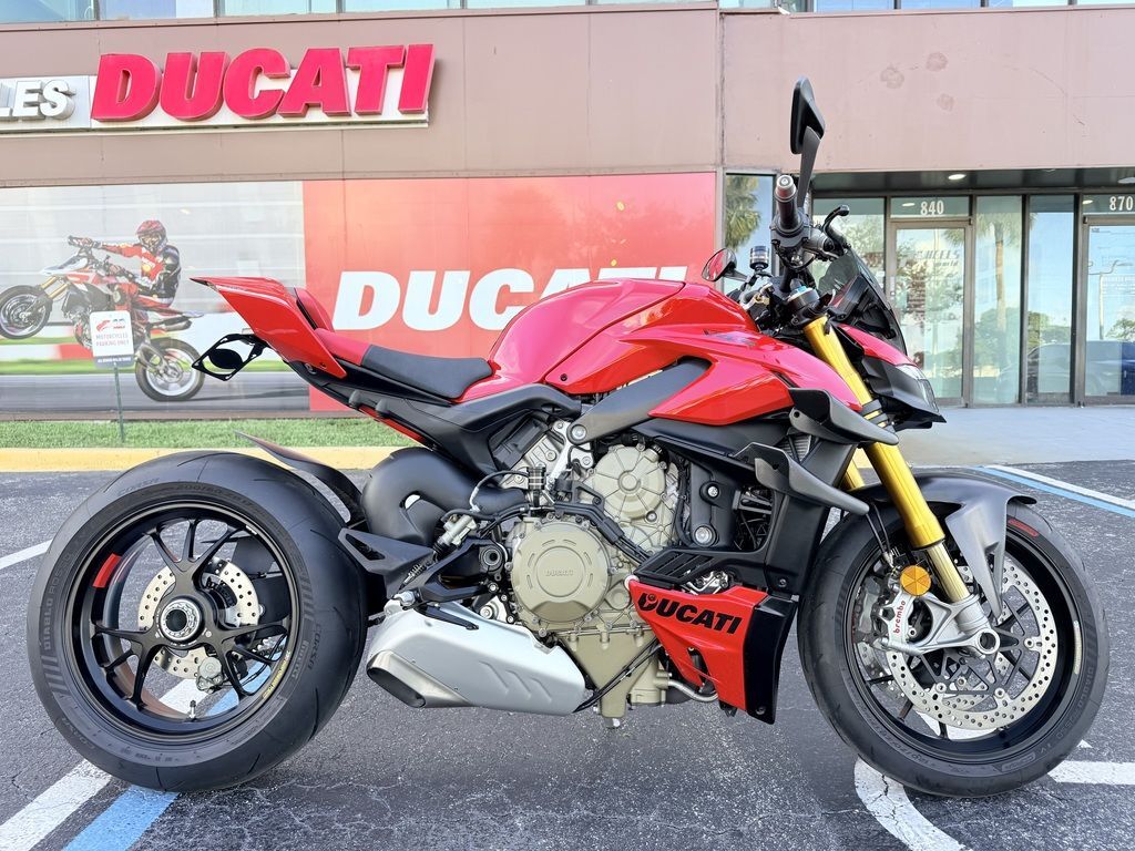 2023 Ducati Streetfighter V4 S Ducati Red V4 S in Miami, FL