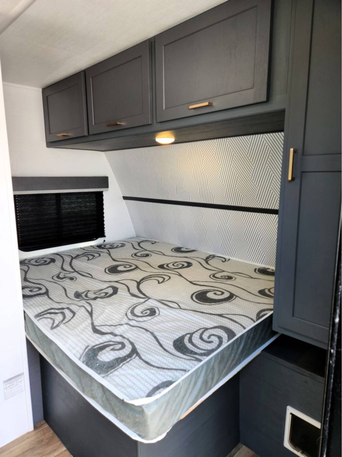 A photo of this 2024 Keystone Rv Bullet Crossfire Single 1900RD