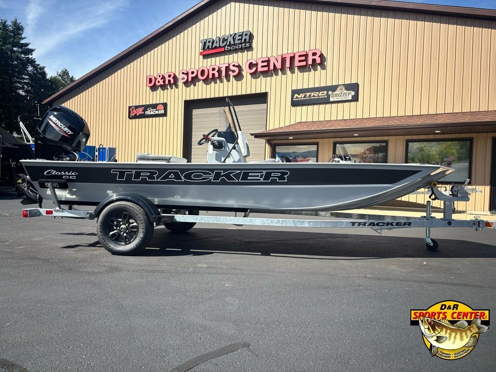 2027 Tracker® Boats Bass Tracker Classic CC CLASSIC XL in kalamazoo MI
