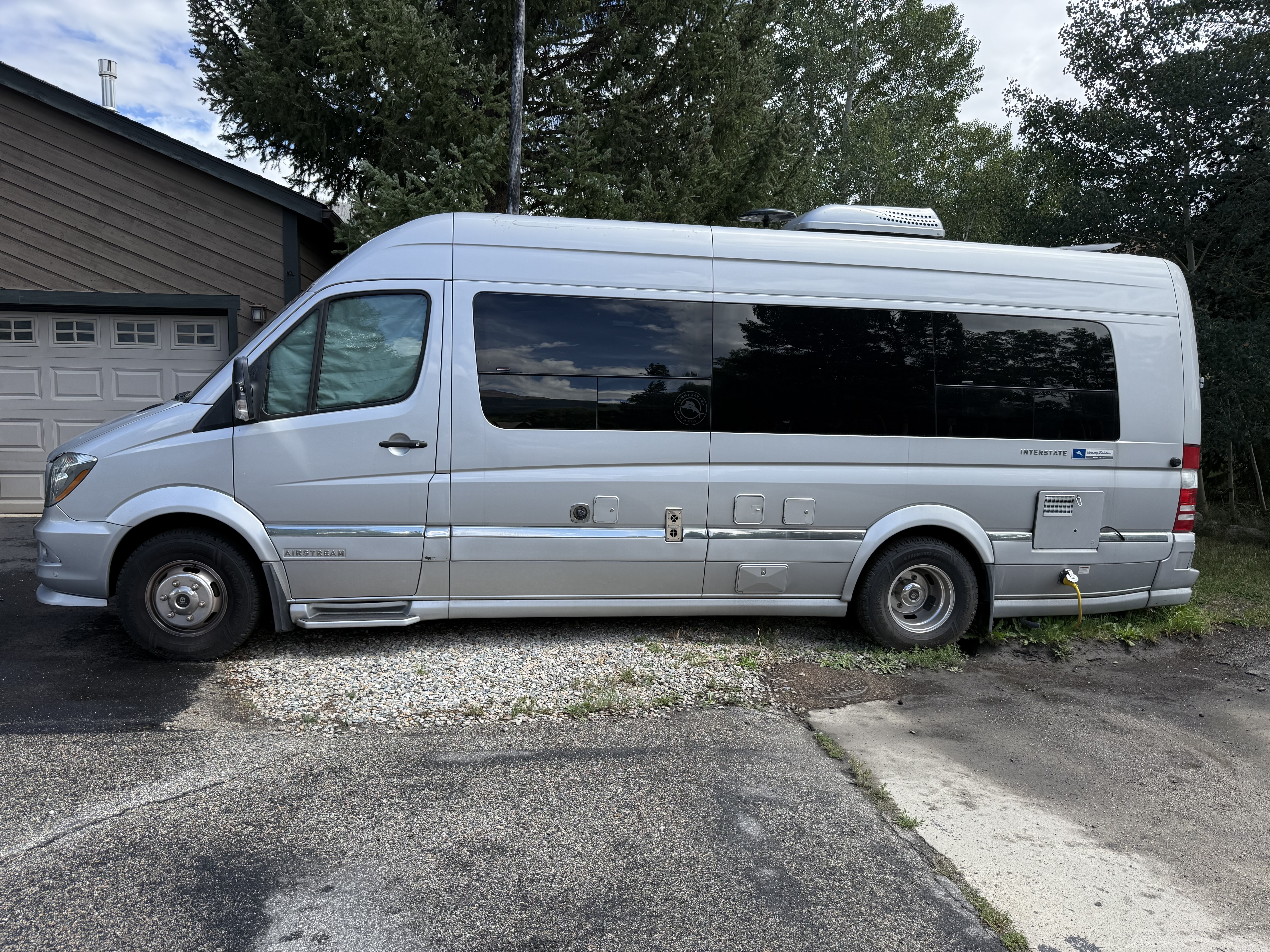 2017 Airstream TOMMY BAHAMA INTERSTATE 24GL in silverthorne CO