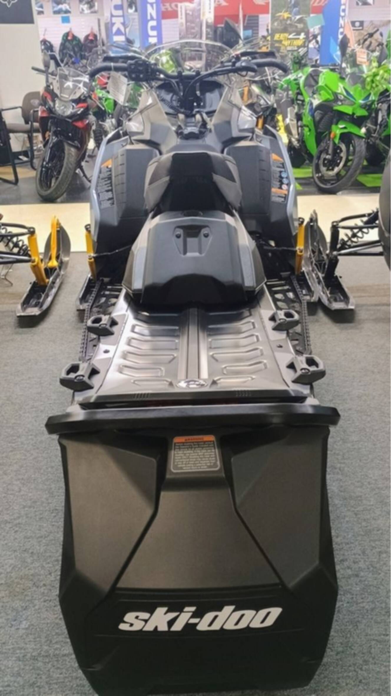 A photo of this 2026 Ski-Doo MXZ® Adrenaline® 850 E-TEC 137_Grey