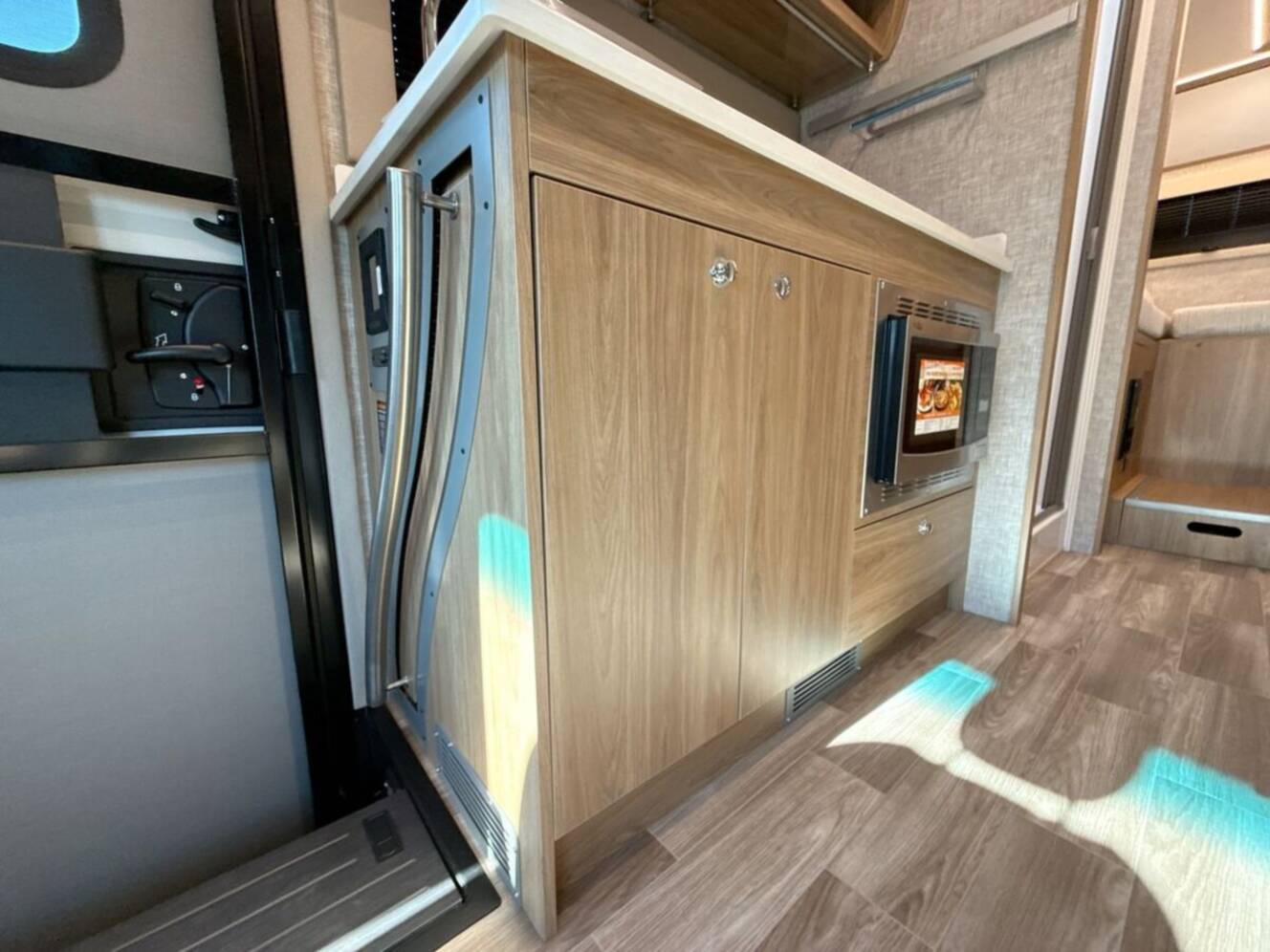 A photo of this 2026 Tiffin Wayfarer 25XLW