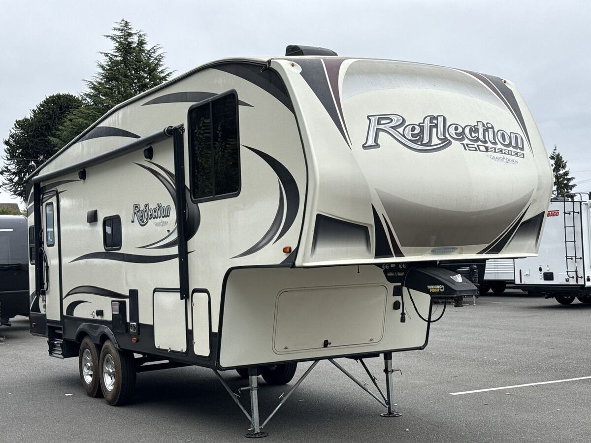 2019 Grand Design Reflection 150 230RL RV