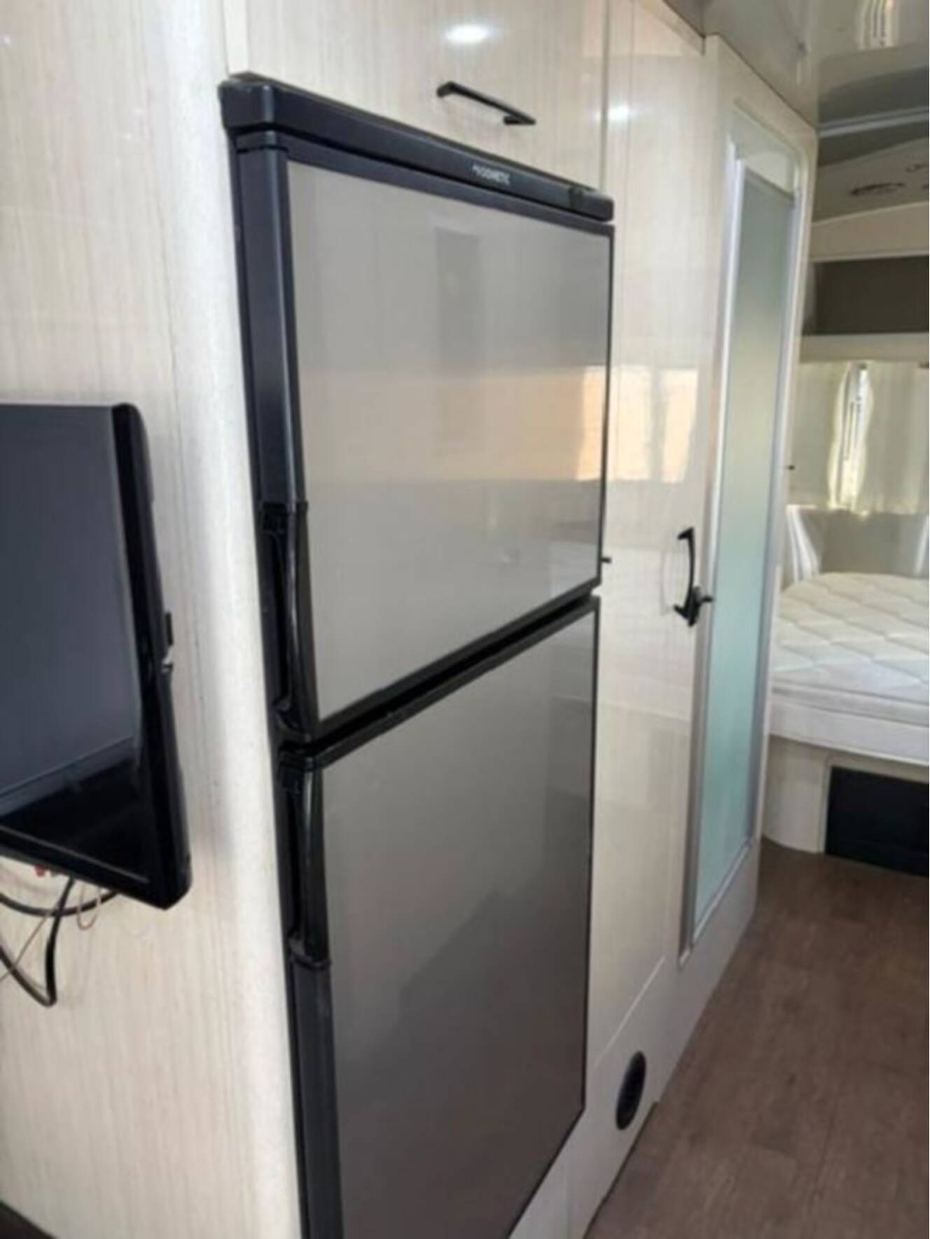 A photo of this 2018 Airstream International Serenity 25RB
