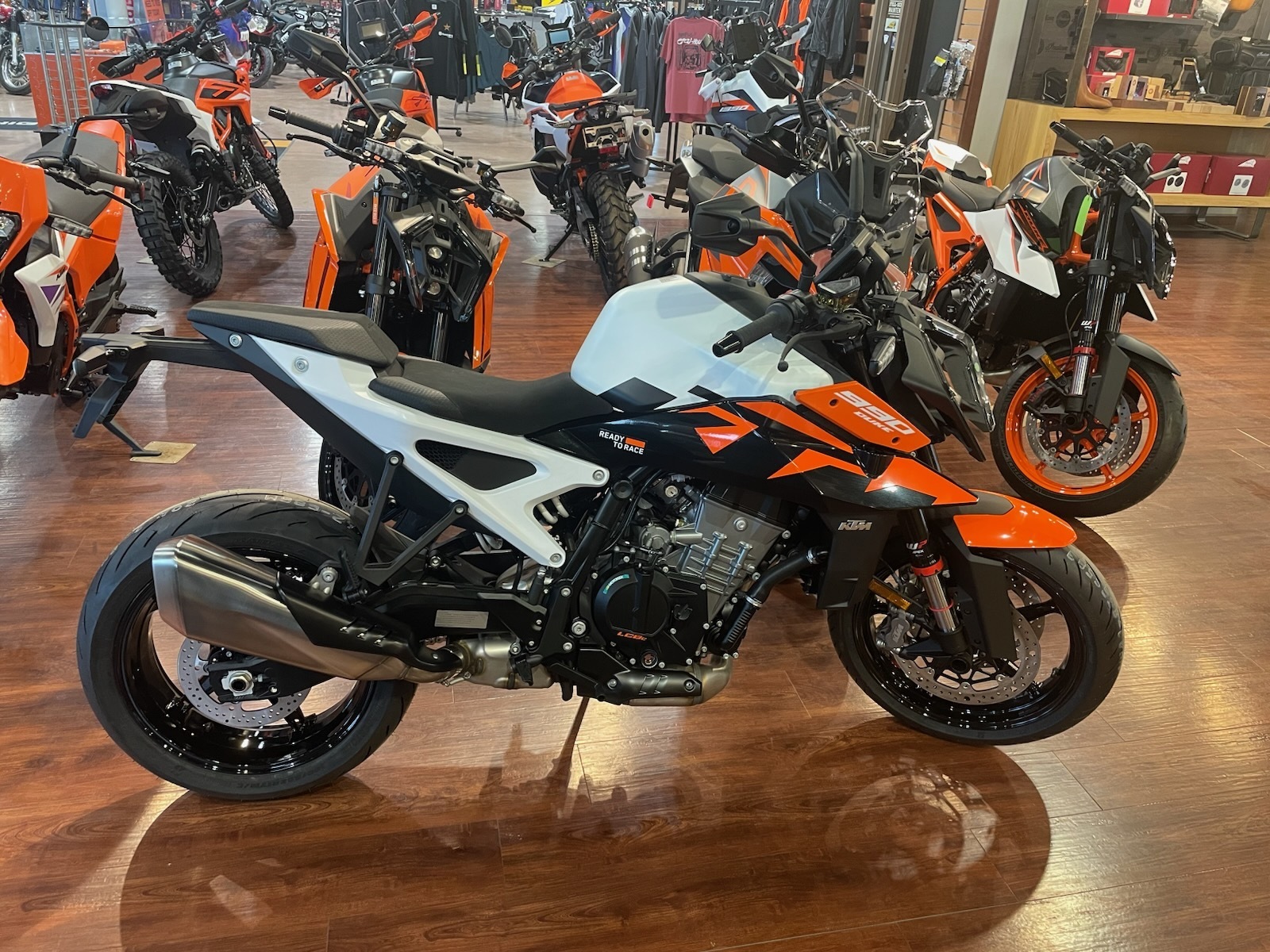 2027 KTM 990 DUKE 990 in Walton, KY
