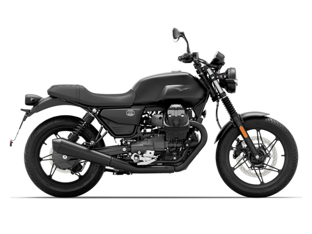 2027 Moto Guzzi V7 Stone STONE in Hatfield, PA