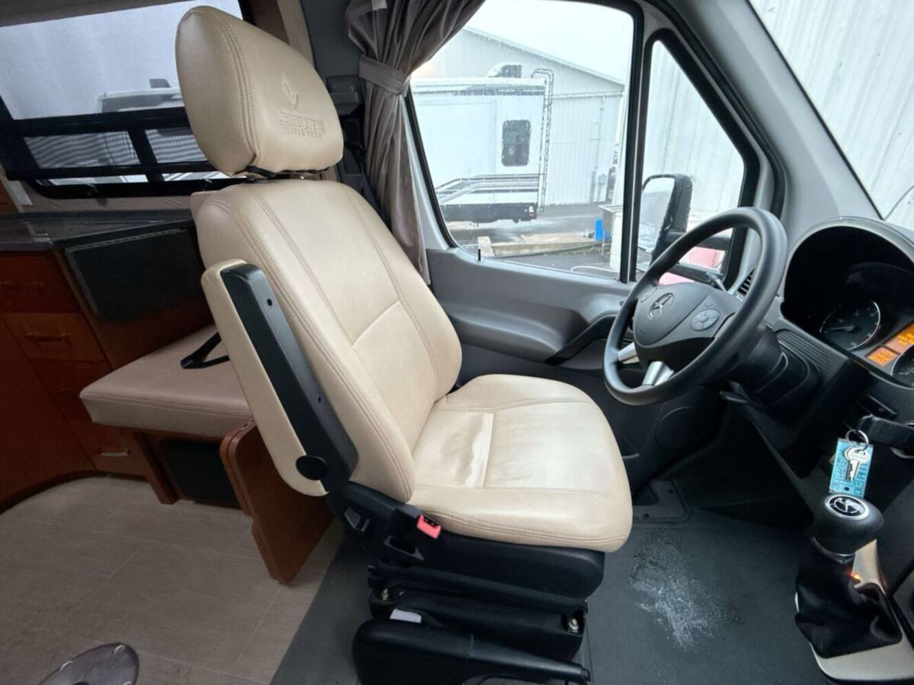 A photo of this 2016 Leisure Travel Unity 24TB