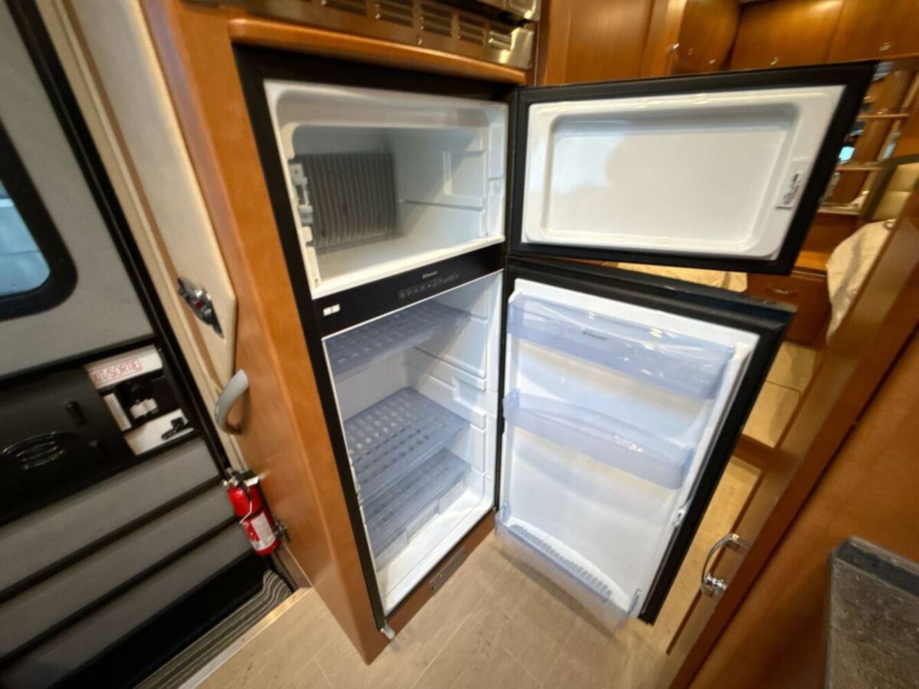 A photo of this 2016 Leisure Travel Unity 24TB