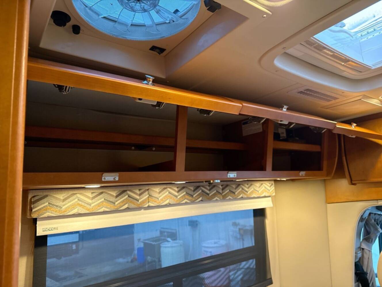 A photo of this 2016 Leisure Travel Unity 24TB