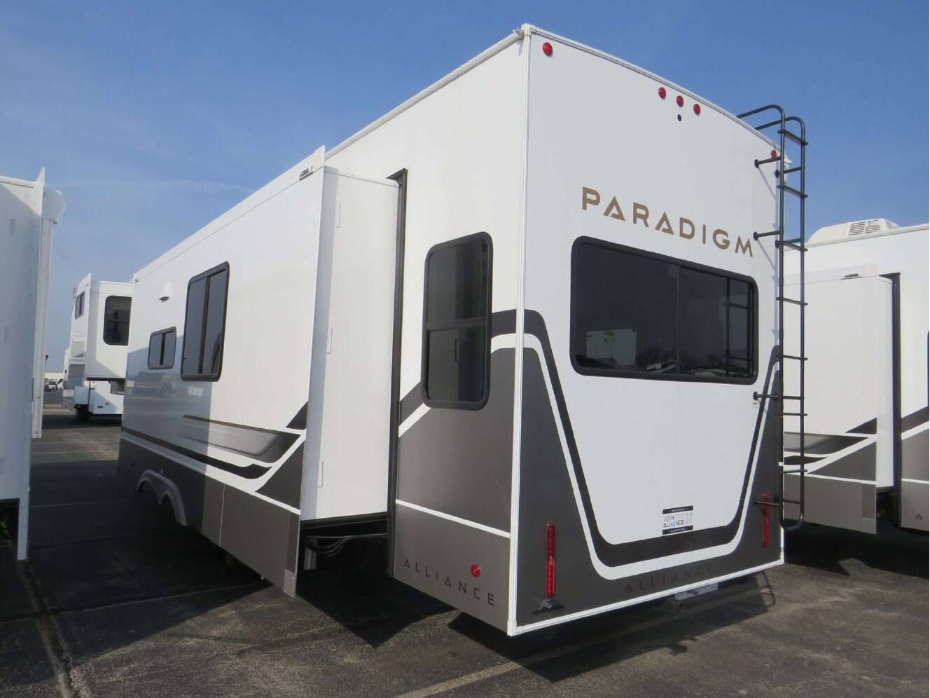 A photo of this 2026 Alliance PARADIGM 388SP