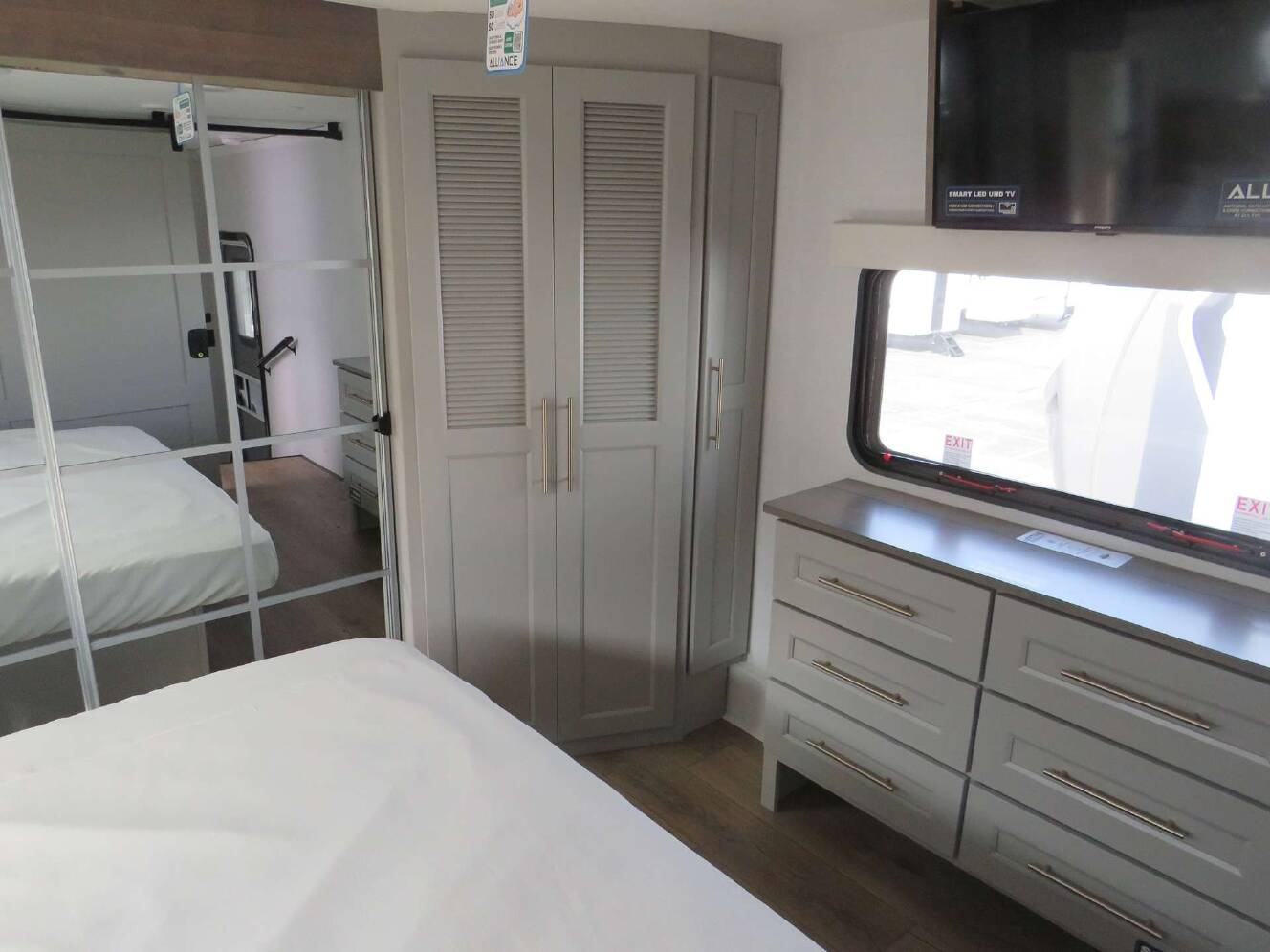 A photo of this 2026 Alliance PARADIGM 388SP