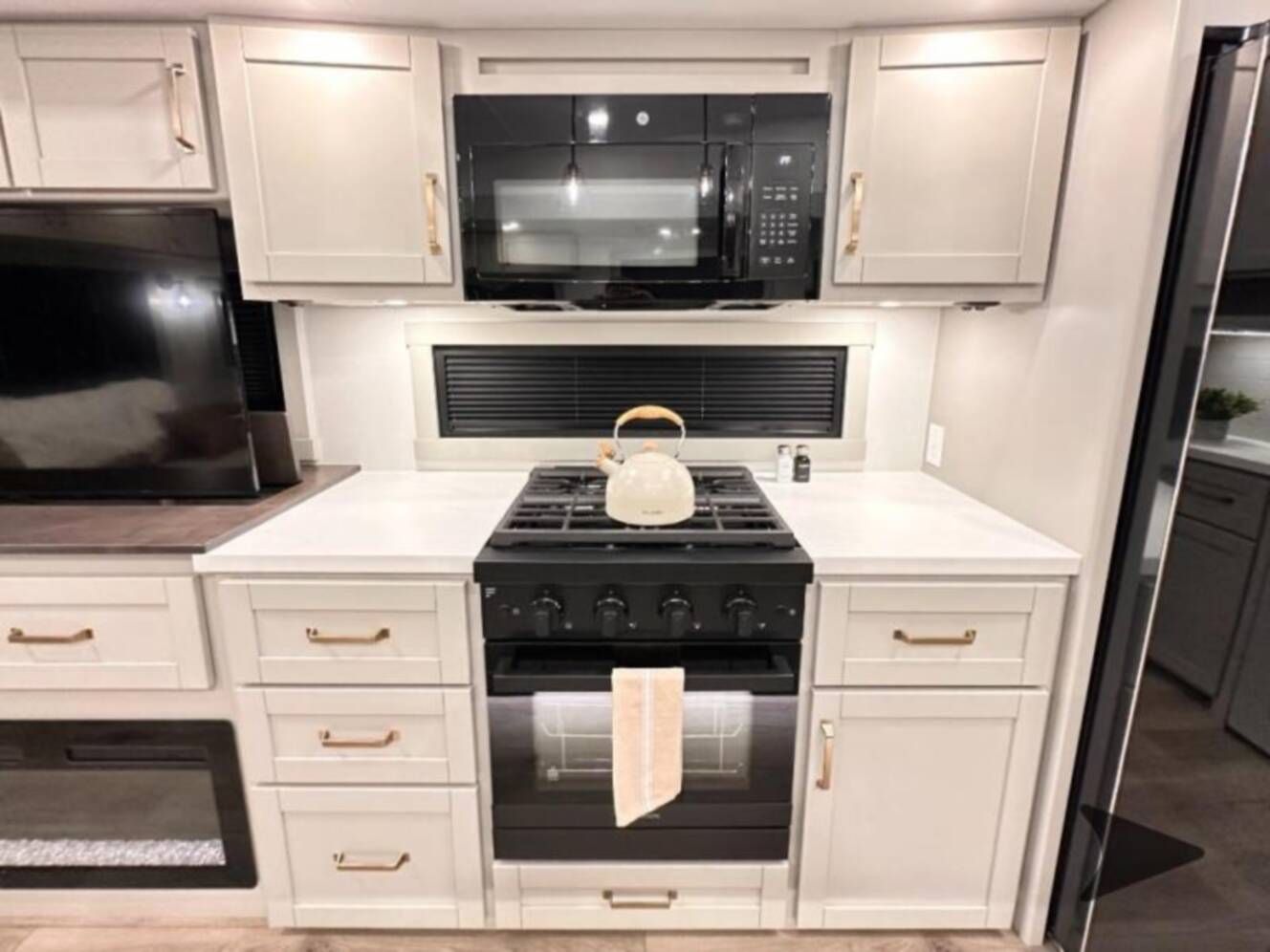 A photo of this 2027 Brinkley Model Z 3100
